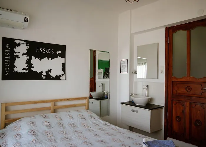 El Camino & Pub Hostel Fethiye