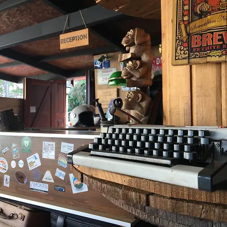 Vandrarhem El Camino & Pub