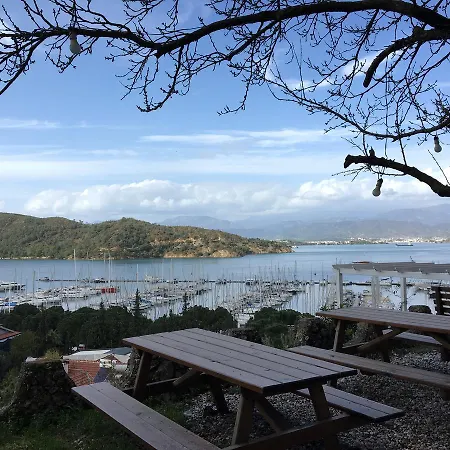 El Camino & Pub Vandrarhem Fethiye