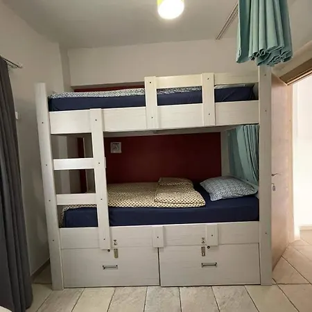 El Camino & Pub Hostel Fethiye