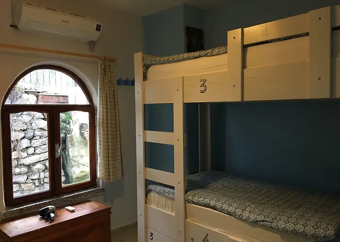 Vandrerhjem El Camino & Pub