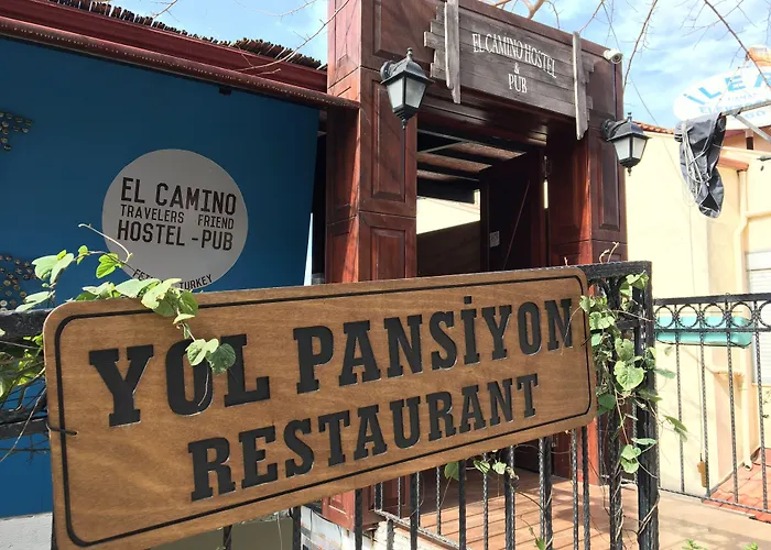 Hostel El Camino & Pub Φετιγιέ