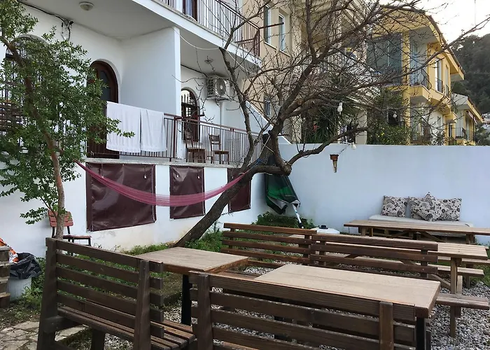 El Camino & Pub Vandrerhjem *